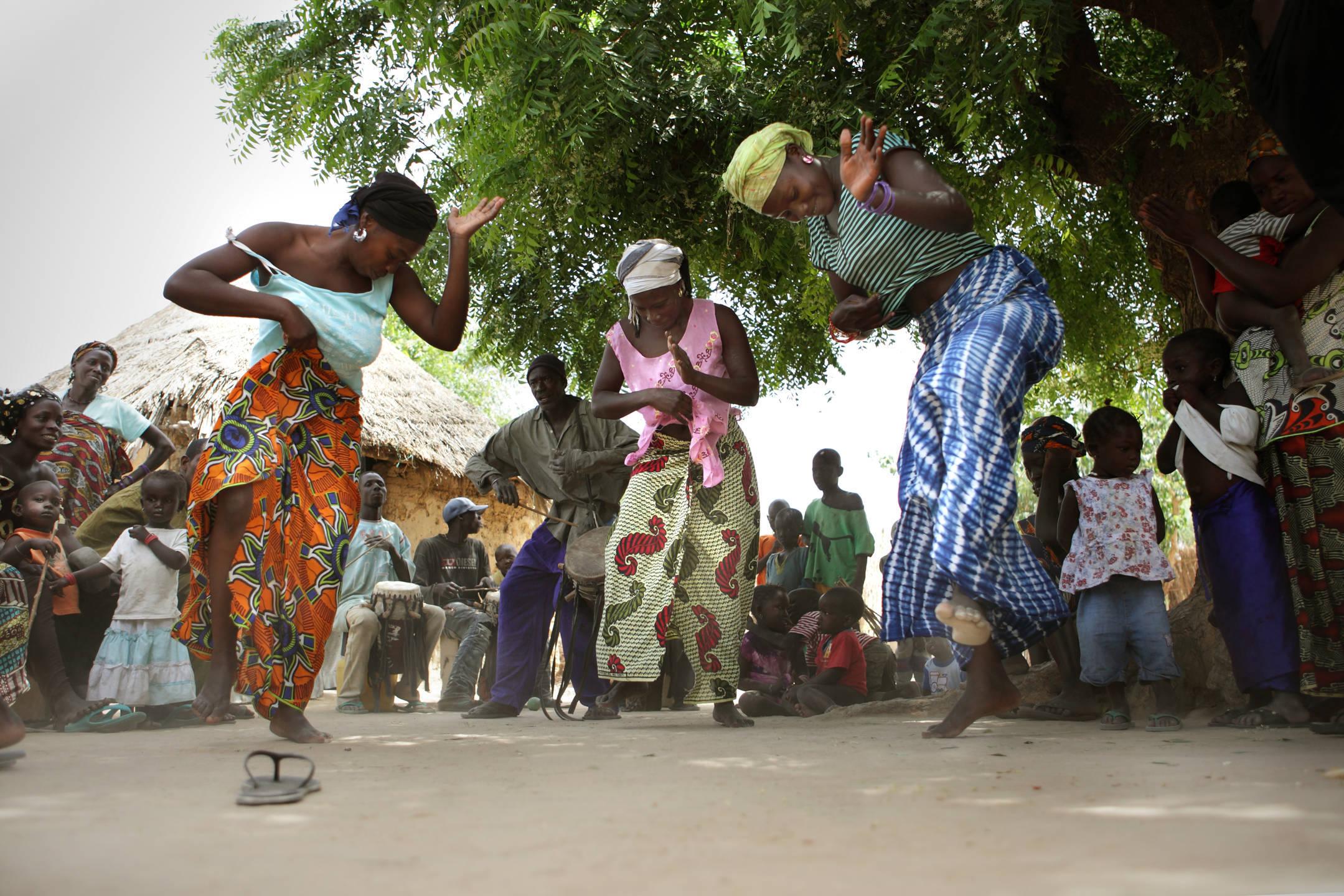 Senegal's True Colors - 8 DAYS